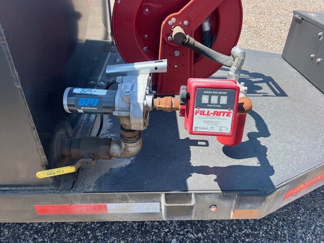 990 gallon towable fuel tank_IMG_4348