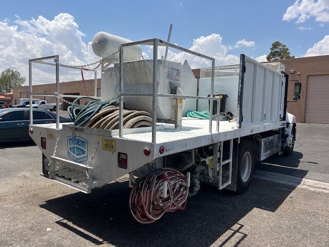 plaster truck_IMG_4466